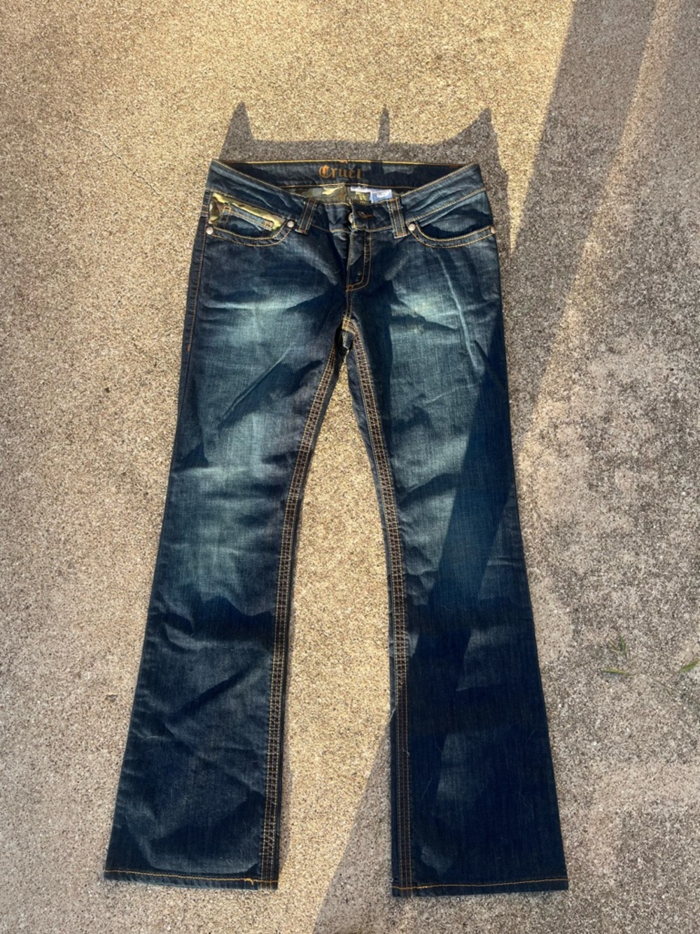 Cruel low rise jeans